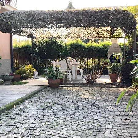 La Casa Delle Ortensie By Holiday World Daire